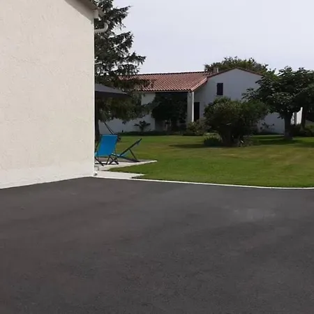 Casa de Férias Le Logis De Chantal En Pays Royannais *