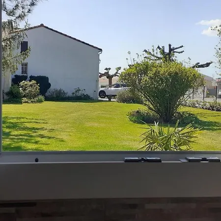 Le Logis De Chantal En Pays Royannais Сasa de vacaciones *